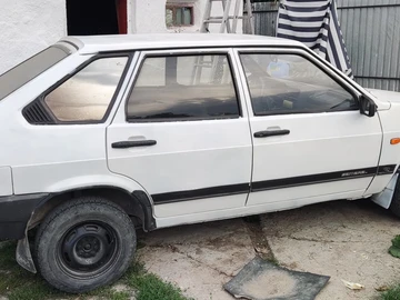 Авто ВАЗ 2109 1988 № 8380740