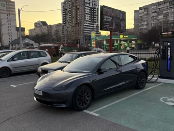 Авто Tesla Model 3 2023 № 8380816