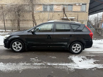 Авто KIA Cee X27 D 2009 № 8381481