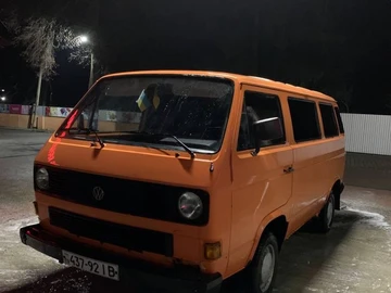 Авто Volkswagen Transporter 1983 № 8381484