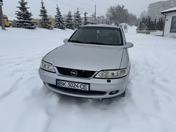 Авто Opel Vectra 2001 № 8381577