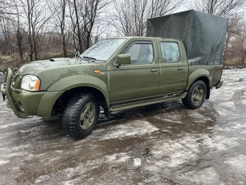 Авто Nissan Navara 2004 № 8381700