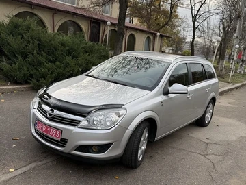 Авто Opel Astra 2010 № 8381703