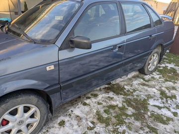 Авто Volkswagen Passat Sedan 1988 № 8381796