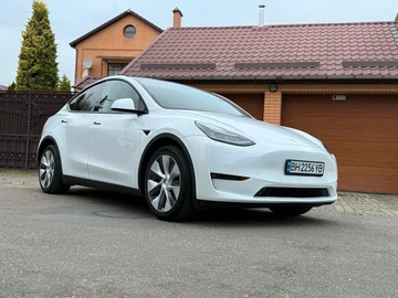 Авто Tesla Roadster 2022 № 8381801
