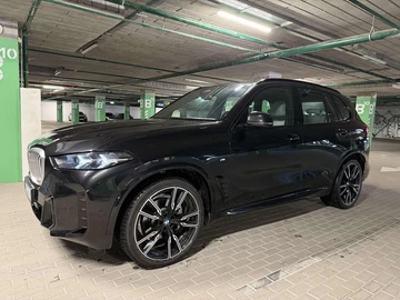 Авто BMW X5 2023 № 8381883
