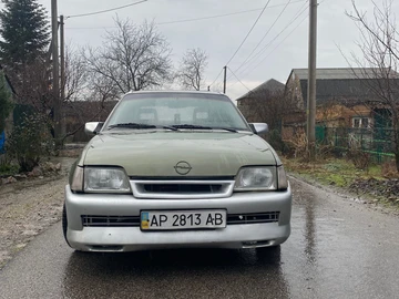 Авто Opel Kadett 1985 № 8381939