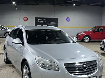 Авто Opel Insignia 2010 № 8382154
