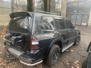 Авто Mitsubishi Pajero 2001 № 8382166