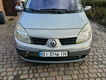 Авто Renault 4 2004 № 8382212