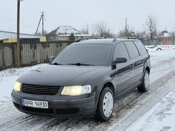 Авто Volkswagen Passat Variant 1998 № 8382389