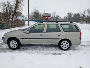 Авто Opel Vectra 1998 № 8382392