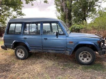 Авто Mitsubishi Pajero 1987 № 8382403