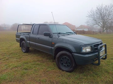 Авто Mazda B-Series 2000 № 8382889