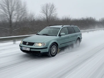 Авто Volkswagen Passat Variant 1998 № 8382903