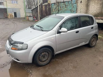 Авто Chevrolet Aveo 2002 № 8383352