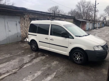 Авто Volkswagen Caddy 2007 № 8383411