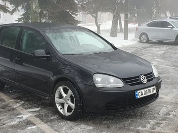 Авто Volkswagen Golf 2004 № 8383423