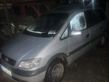 Авто Opel Zafira 1999 № 8383563