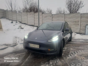 Авто Tesla Roadster 2020 № 8383675