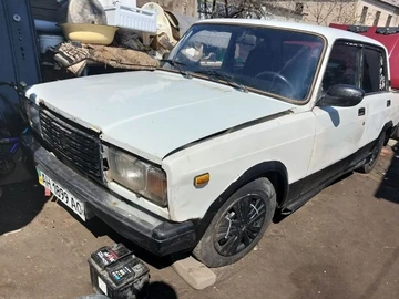 Авто ВАЗ 2107 1995 № 8383691