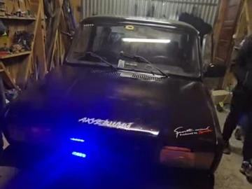 Авто ВАЗ 2107 2004 № 8383787