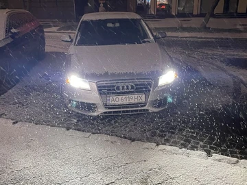 Авто Audi A4 2011 № 8384025