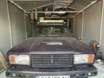Авто ВАЗ 2107 2000 № 8384040