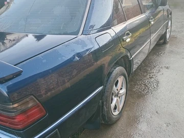 Авто Mercedes 200 1989 № 8384042