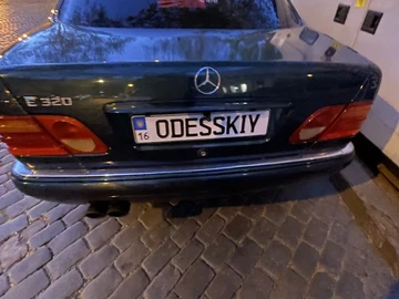 Авто Mercedes 230 1996 № 8384046