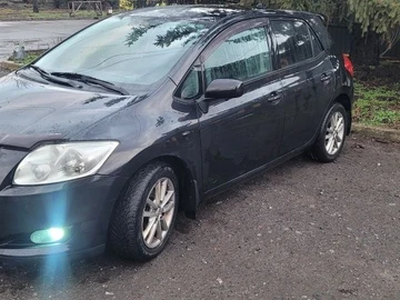 Авто Toyota Auris 2009 № 8384047