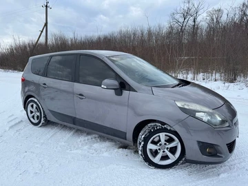 Авто Renault Grand Scenic 2009 № 8384198