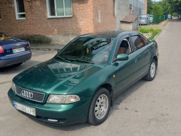Авто Audi A4 1999 № 8384295