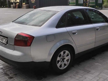 Авто Audi A4 2001 № 8384424