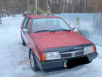 Авто ВАЗ 2109 1996 № 8384500