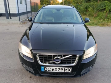 Авто Volvo V70 2007 № 8384633