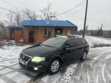 Авто Volkswagen Passat Variant 2008 № 8384635