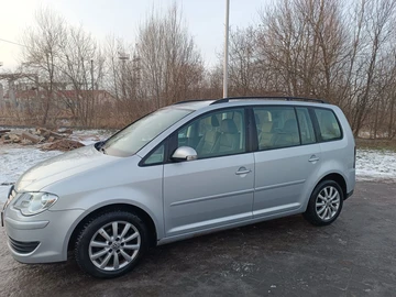 Авто Volkswagen Touran 2008 № 8384760