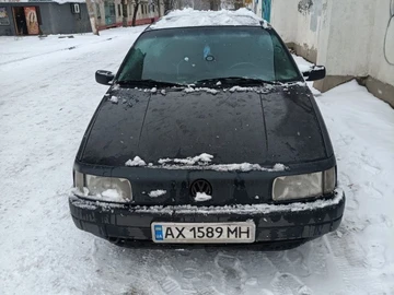 Авто Volkswagen Passat Variant 1991 № 8385126