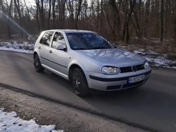 Авто Volkswagen Golf 2002 № 8385343