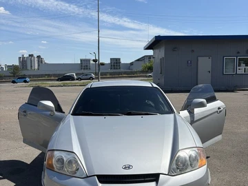 Авто Hyundai Coupe 2004 № 8385955