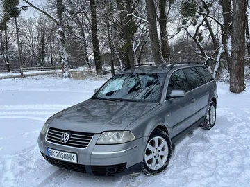 Авто Volkswagen Passat Variant 2003 № 8386099