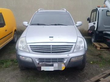 Авто SsangYong Rexton 2004 № 8386121