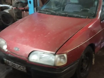 Авто Ford Sierra 1987 № 8386384