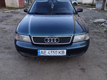 Авто Audi A4 1996 № 8386570