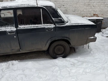 Авто ВАЗ 2105 1987 № 8386770