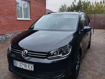 Авто Volkswagen Touran 2011 № 8386789