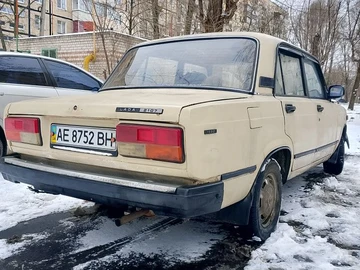 Авто ВАЗ 2107 1998 № 8387575