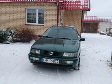 Авто Volkswagen Passat Variant 1996 № 8387619