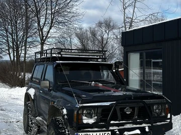 Авто Nissan Patrol 1992 № 8388024